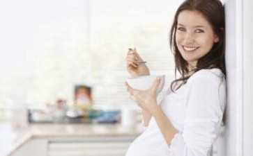 促甲状腺刺激激素备孕_促甲状腺刺激激素在优生优育中的要性、正确使用及治疗不孕不育症状-代怀多少钱