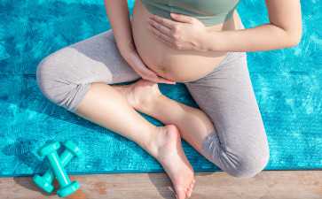 人工授精第12天出血未停，是宫外孕吗？或者是生化妊娠呢？